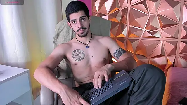 AlejandroStormm online show from 03.25.26