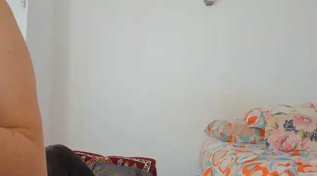 Snapshot of ValeeryRose_ chatting on 03.07.25 ValeeryRose  online show from 03.07.25