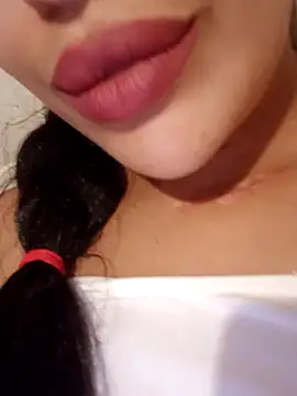 Snapshot of Sexlove1xo chatting on 11.08.25 Sexlove1xo online show from 11.08.25