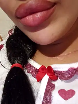 Snapshot of Sexlove1xo chatting on 11.11.25 Sexlove1xo online show from 11.11.25