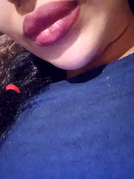 Snapshot of Sexlove1xo chatting on 12.14.25 Sexlove1xo online show from 12.14.25