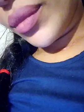 Snapshot of Sexlove1xo chatting on 12.17.25 Sexlove1xo online show from 12.17.25