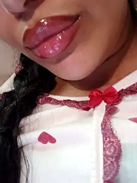 Snapshot of Sexlove1xo chatting on 04.05.26 Sexlove1xo online show from 04.05.26