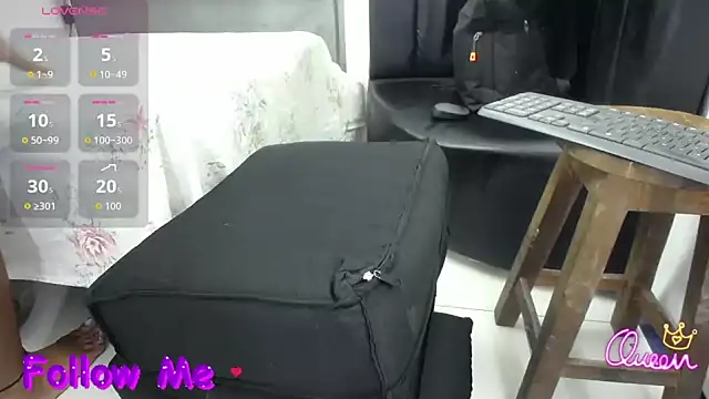Snapshot of miha_sex91 chatting on 04.14.26 miha sex91 online show from 04.14.26