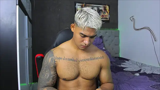 luigi hot  online show from 02.03.26