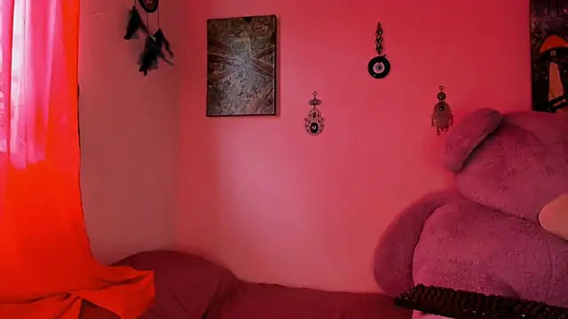 Maddy Jhonsson online show from 02.06.26