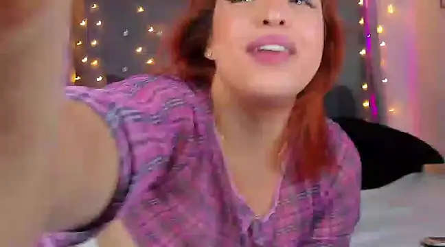 Anaroussew02 online show from 02.27.25