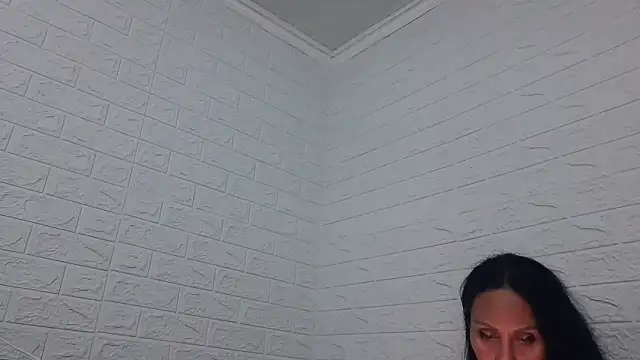 Snapshot of Ramona870 chatting on 05.19.26 Ramona870 online show from 05.19.26