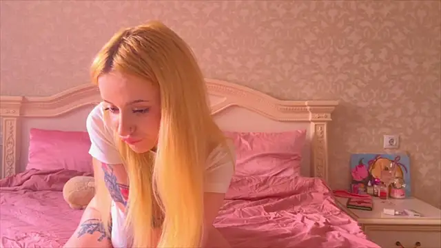  BunnyDollStella  online show from 09.24.25