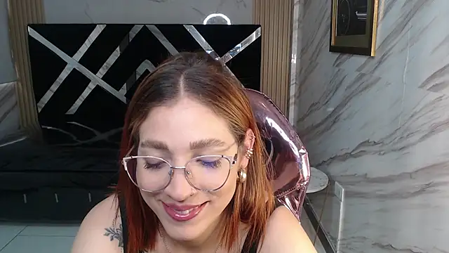 Snapshot of Angeles_v chatting on 03.03.25 Angeles v online show from 03.03.25