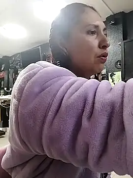 Megan-01- online show from 03.14.25