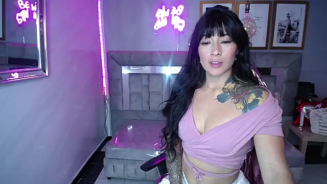 Isabella Collen v online show from 02.25.25