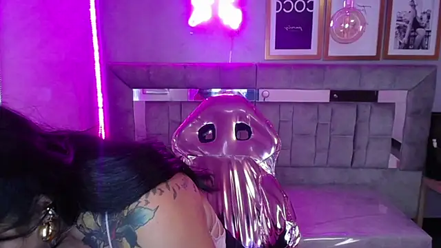 Isabella Collen v online show from 03.19.25