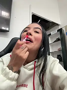 Antonella Smiith  online show from 04.15.26