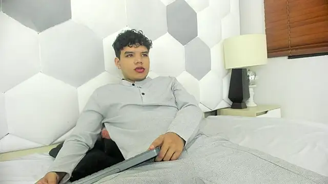 Axel Forte online show from 02.21.26