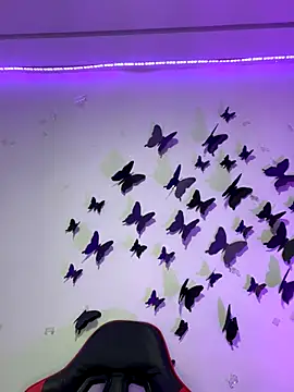 Luna kitty online show from 11.28.25