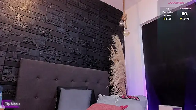 Maite Smith  online show from 11.21.25