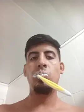 Snapshot of Pollaelectrica77 chatting on 10.21.25 Pollaelectrica77 online show from 10.21.25