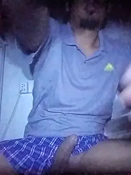 Snapshot of Pollaelectrica77 chatting on 10.22.25 Pollaelectrica77 online show from 10.22.25