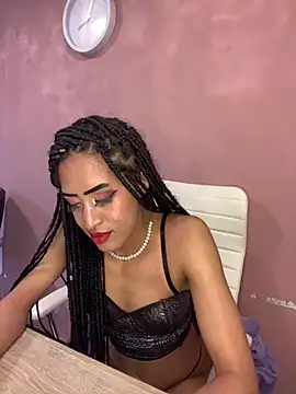 MichelleDiaz Pink online show from 03.10.25