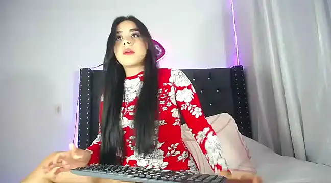 AprilHotty online show from 03.16.25