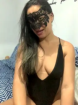 Snapshot of Belatantrica chatting on 10.15.25 Belatantrica online show from 10.15.25