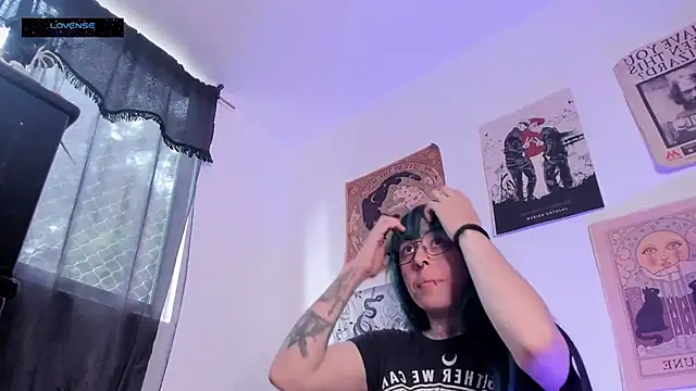 Hisato111 online show from 11.25.25