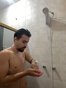 Snapshot of zJaulin chatting on 02.21.25 zJaulin online show from 02.21.25