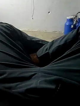 Snapshot of Delhi_BoyBigcock chatting on 03.12.25 Delhi BoyBigcock online show from 03.12.25