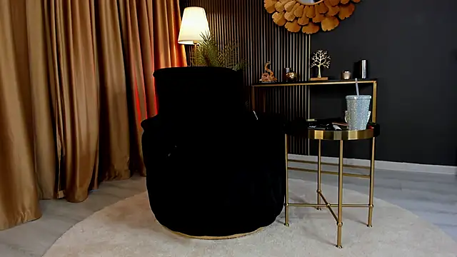 Snapshot of LexySinner chatting on 03.25.26 LexySinner online show from 03.25.26