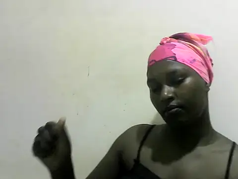 Snapshot of Sweet-Sins_ chatting on 02.22.25 Sweet-Sins online show from 02.22.25