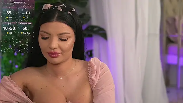 MadisonColes online show from 03.12.25