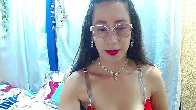 Gia leinn online show from 11.13.25