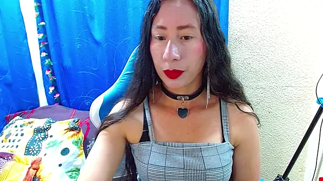 Snapshot of Gia_leinn chatting on 04.17.26 Gia leinn online show from 04.17.26