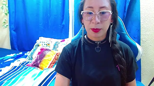 Snapshot of Gia_leinn chatting on 05.20.26 Gia leinn online show from 05.20.26