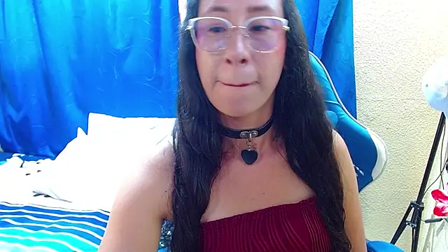 Snapshot of Gia_leinn chatting on 05.25.26 Gia leinn online show from 05.25.26