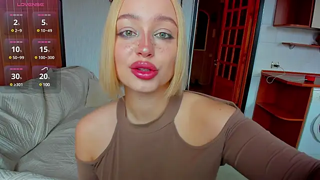 cutee selena online show from 03.02.25