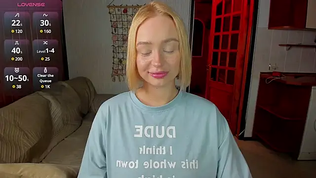 cutee selena online show from 03.07.25