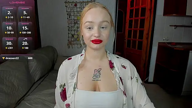 cutee selena online show from 03.09.25