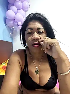 Tocameamor online show from 10.10.25