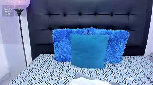 Madyson18 online show from 03.04.25