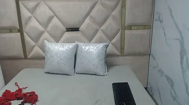 Kendall 6669 online show from 03.01.25