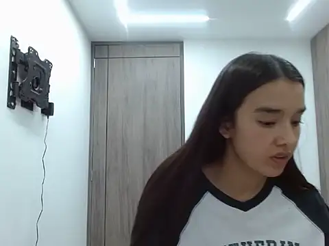  luna 777 online show from 04.27.26