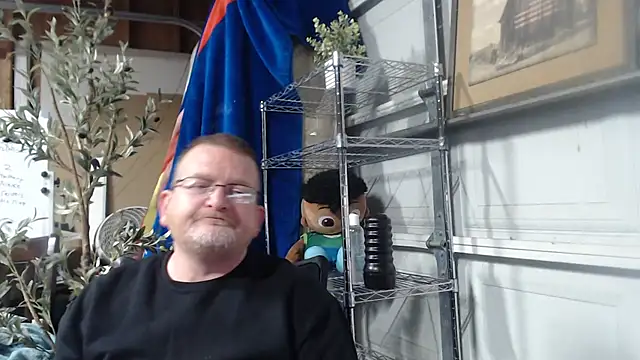 Randomoldguy615 online show from 02.28.25