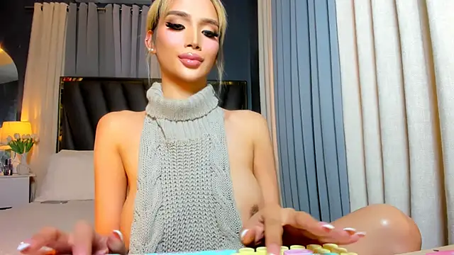 Snapshot of KylieSonique chatting on 05.01.26 KylieSonique online show from 05.01.26
