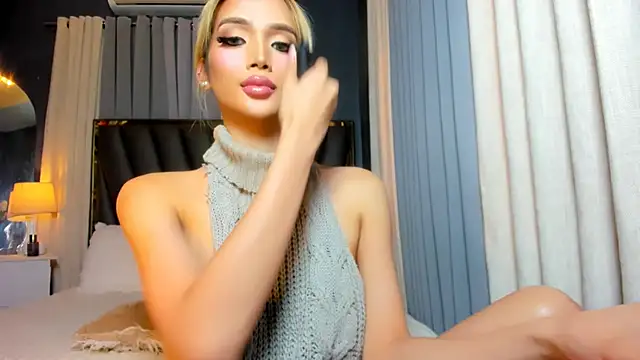 Snapshot of KylieSonique chatting on 05.03.26 KylieSonique online show from 05.03.26