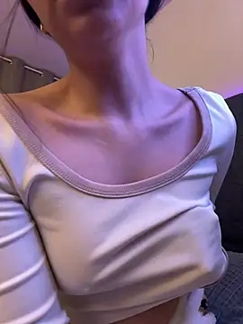 Snapshot of Dirty-Bunnyyy chatting on 02.13.26 Dirty-Bunnyyy online show from 02.13.26