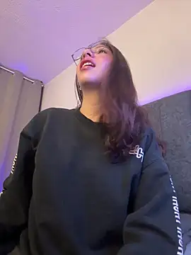 Snapshot of Dirty-Bunnyyy chatting on 02.19.26 Dirty-Bunnyyy online show from 02.19.26