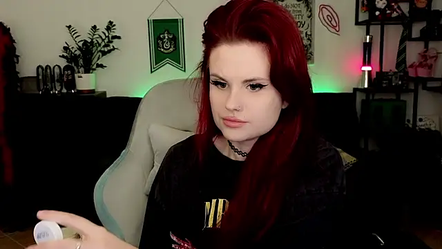 Della Ideal online show from 02.10.26