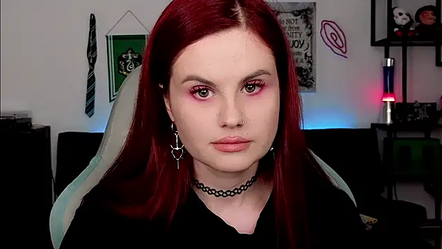 Della Ideal online show from 03.17.26